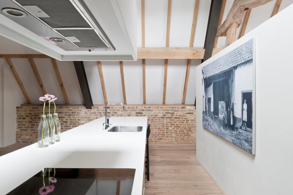 Cour 8 Lofts Guest House Maastricht Room photo